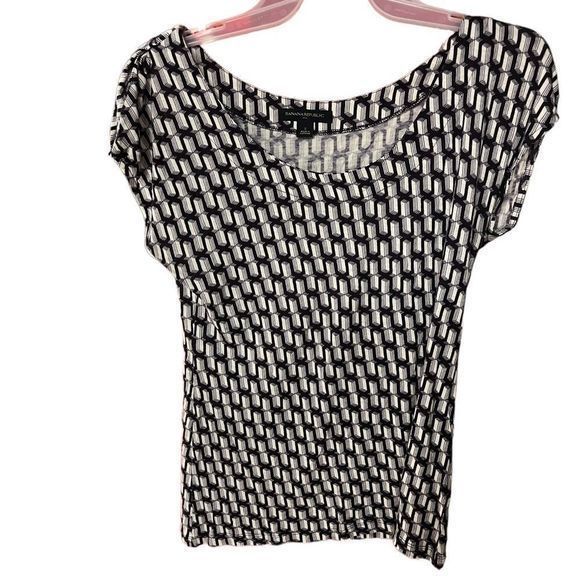 Banana Republic Tops - Banana Republic women’s short sleeve top size small‎